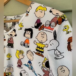 PEANUTS scrub top Snoopy Charlie Brown nursing v neck uniform sz S women’s EUC